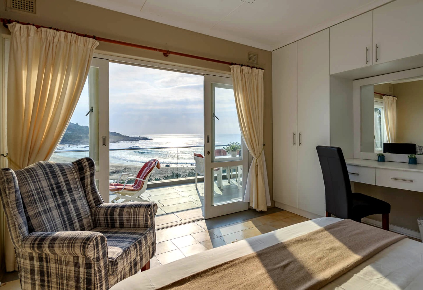 Sea-facing bedroom